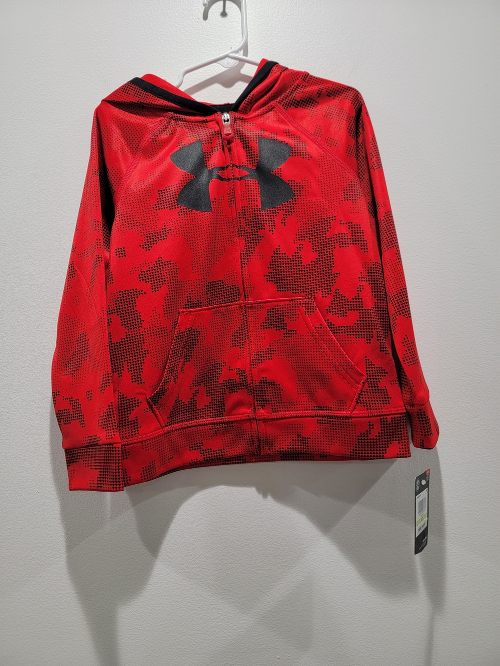 🆕️Under Armour Red and Black Kids' Full-Zip Camo Hoodie Sz 4T